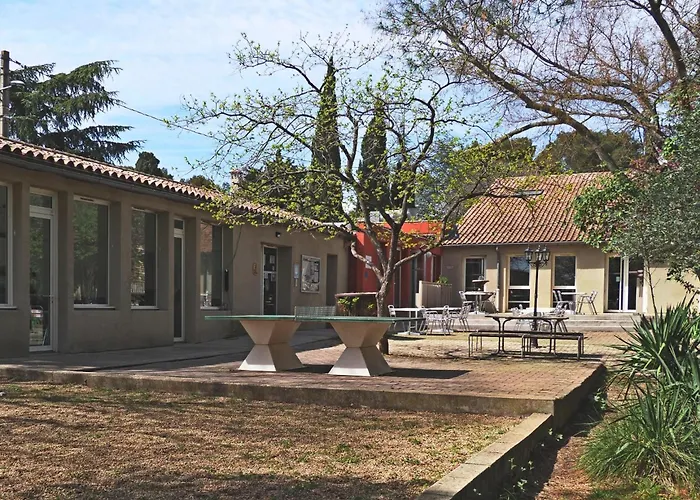 Hostel Hi Nimes